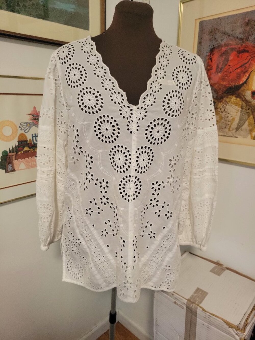 Tolani White Cotton Eyelet Blouse V-neck Size M